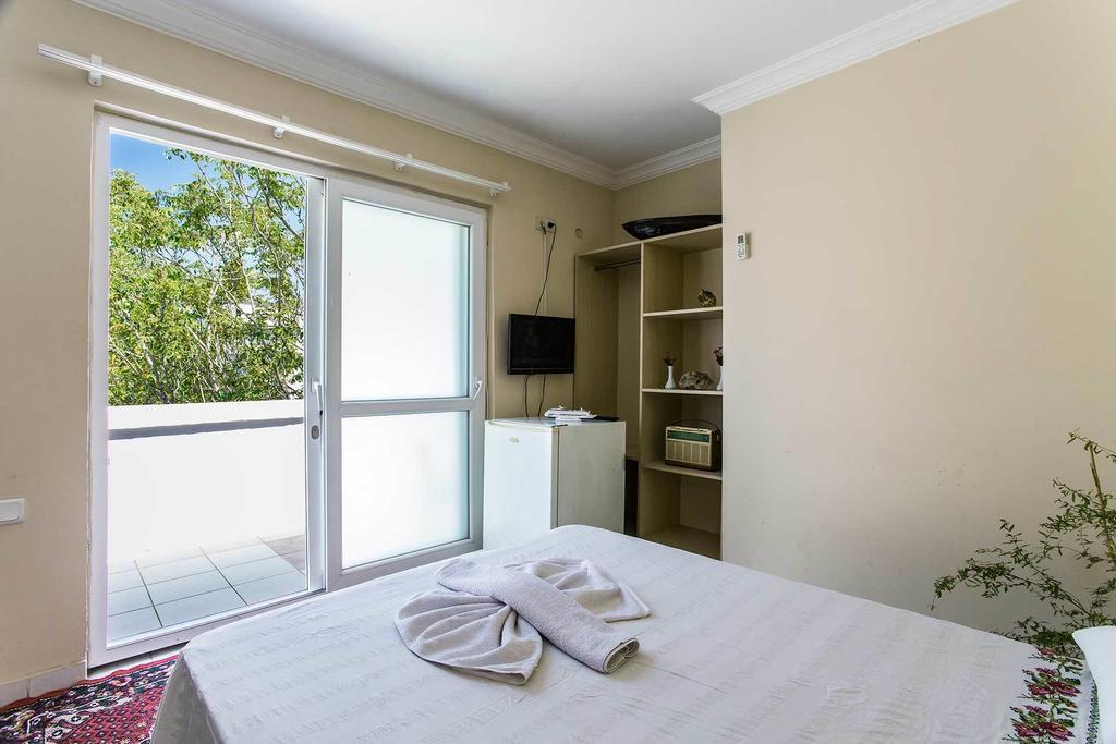 Laguna Otel Pansiyon İzmir Bilik gambar